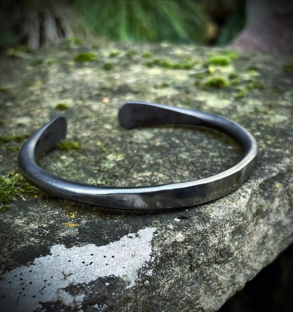 Polished Flat Profile Titanium Cuff Bracelet